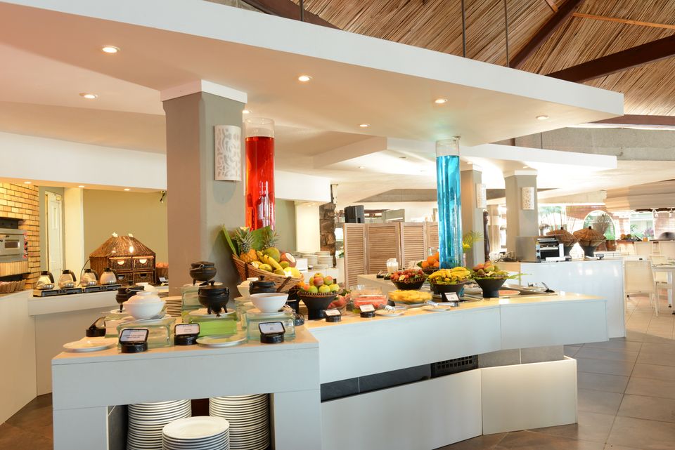 Mauritius Grand Baie Veranda Grand Baie Hotel and Spa Interior Mon Plaisir Restaurant VR.jpg - Jambo Safari Club