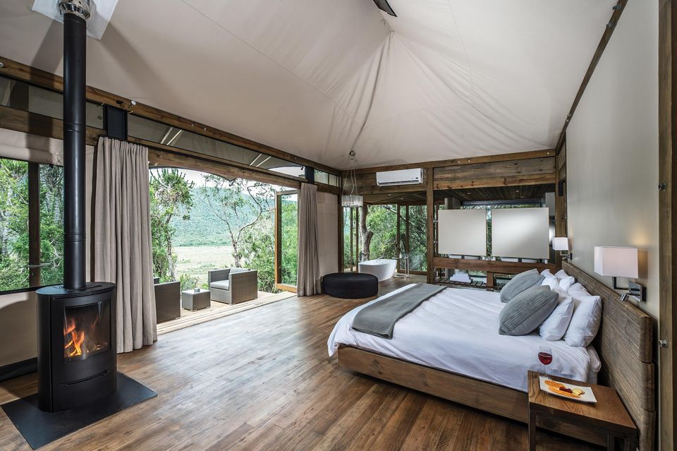 Zuid Afrika Kariega Game Reserve Settlers Drift Interior Suite WE 1.jpg - Jambo Safari Club