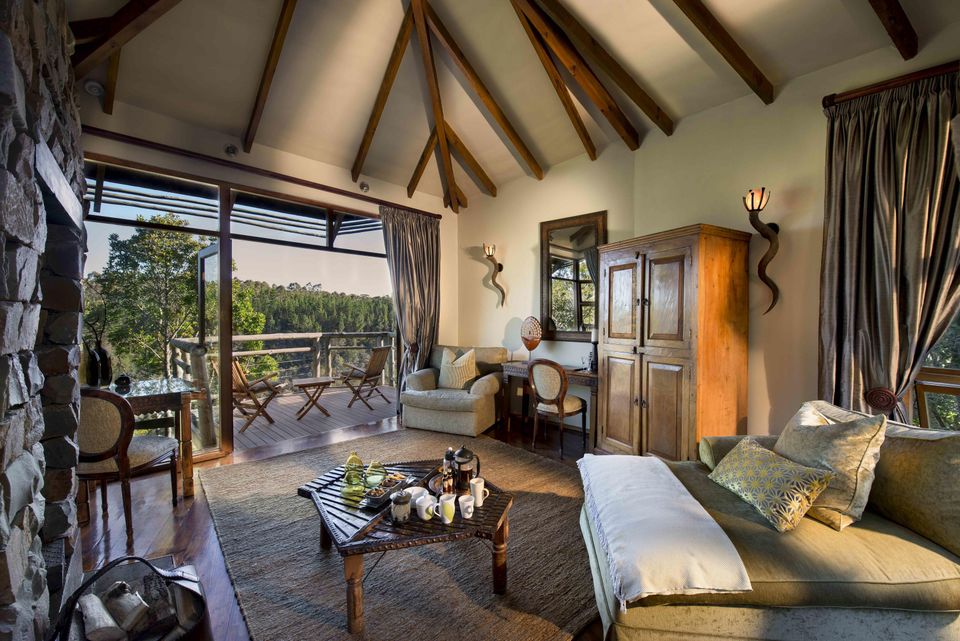 Zuid Afrika Plettenberg Bay Tsala Treetop Lodge  Interior Treetopsuite Lounge WE.jpg - Jambo Safari Club