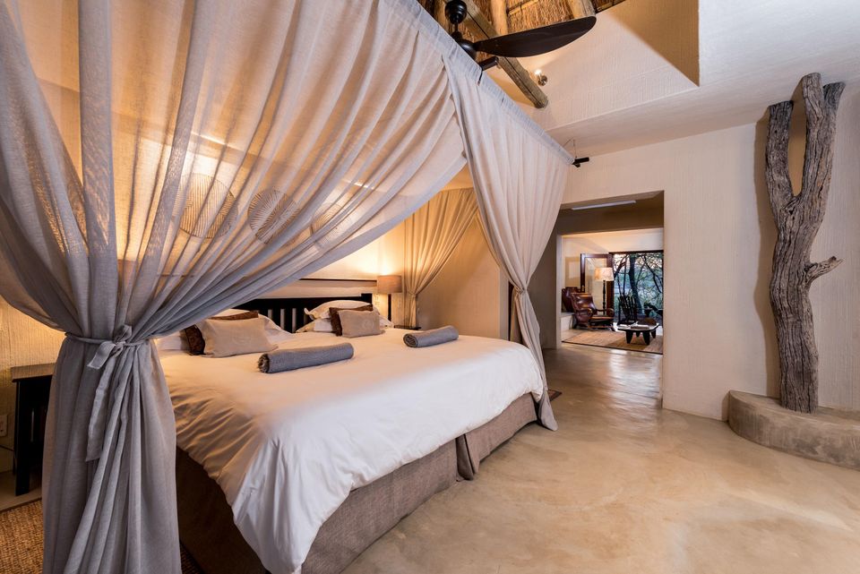 Zuid Afrika Sabi Sand Sabi Sabi Bush Lodge Interior Luxury Suite Slaapkamer WE.jpg - Jambo Safari Club