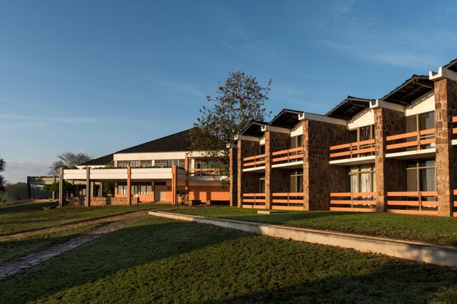 Rwanda Akagera Akagera Game Lodge kamers exterieur WE.jpg - Jambo Safari Club