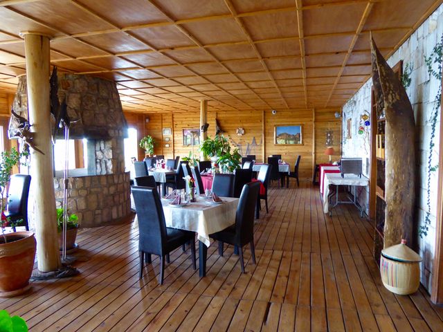 Rwanda Lake Kivu Cormoran Lodge restaurant interieur KS.jpg - Jambo Safari Club