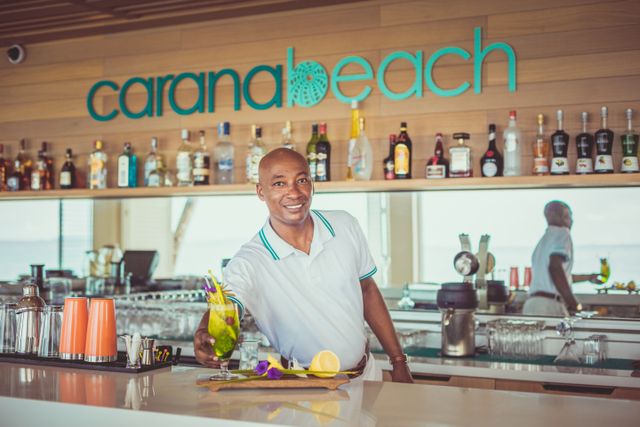 Seychellen Mahe Carana Beach Hotel bar CBH.jpg - Jambo Safari Club