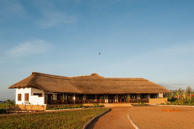Farm House Valley Lodge