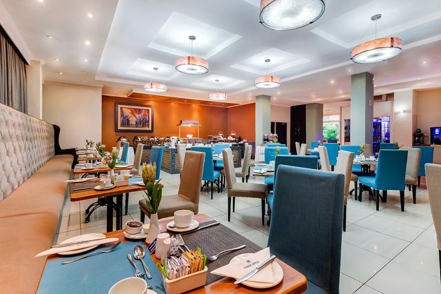 Zambia Lusaka Protea Hotel Lusaka Tower restaurant PHLT 1.JPG - Jambo Safari Club