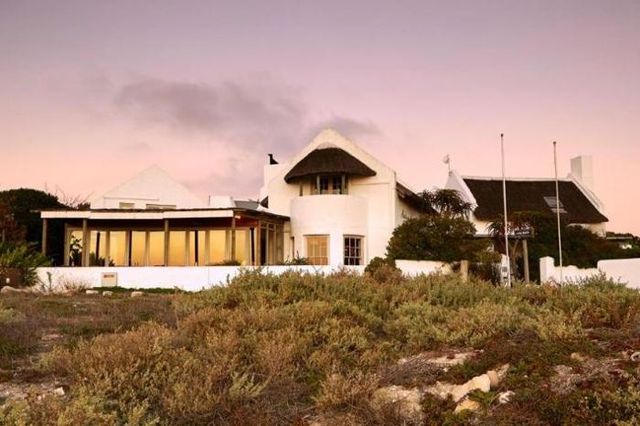 Abalone Hotel & Villas