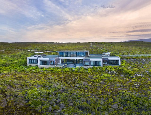 Morukuru Beach Lodge