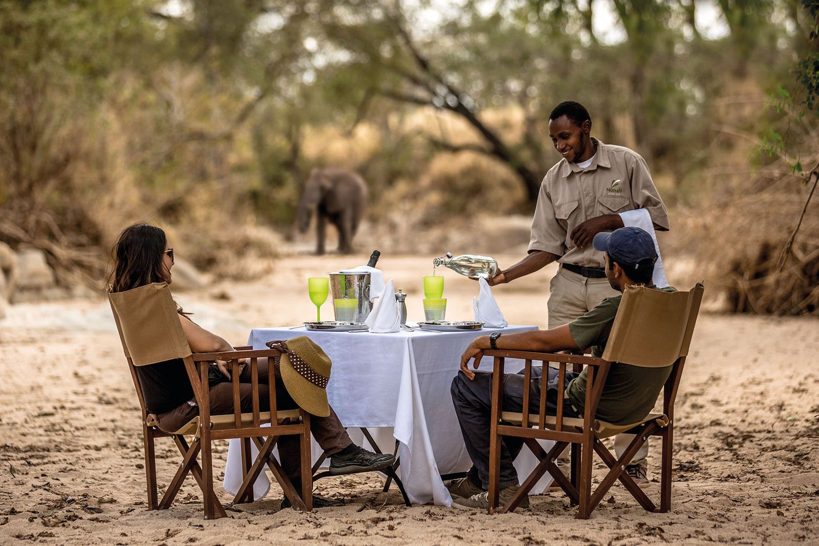 Tanzania Activiteiten Nimali bush lunch 1.jpg - Jambo Safari Club