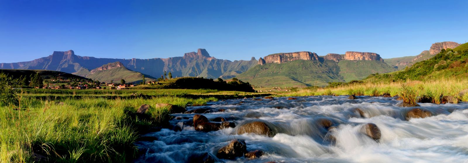 Zuid Afrika Landschap Drakensbergen SH 1139438546.jpg - Jambo Safari Club
