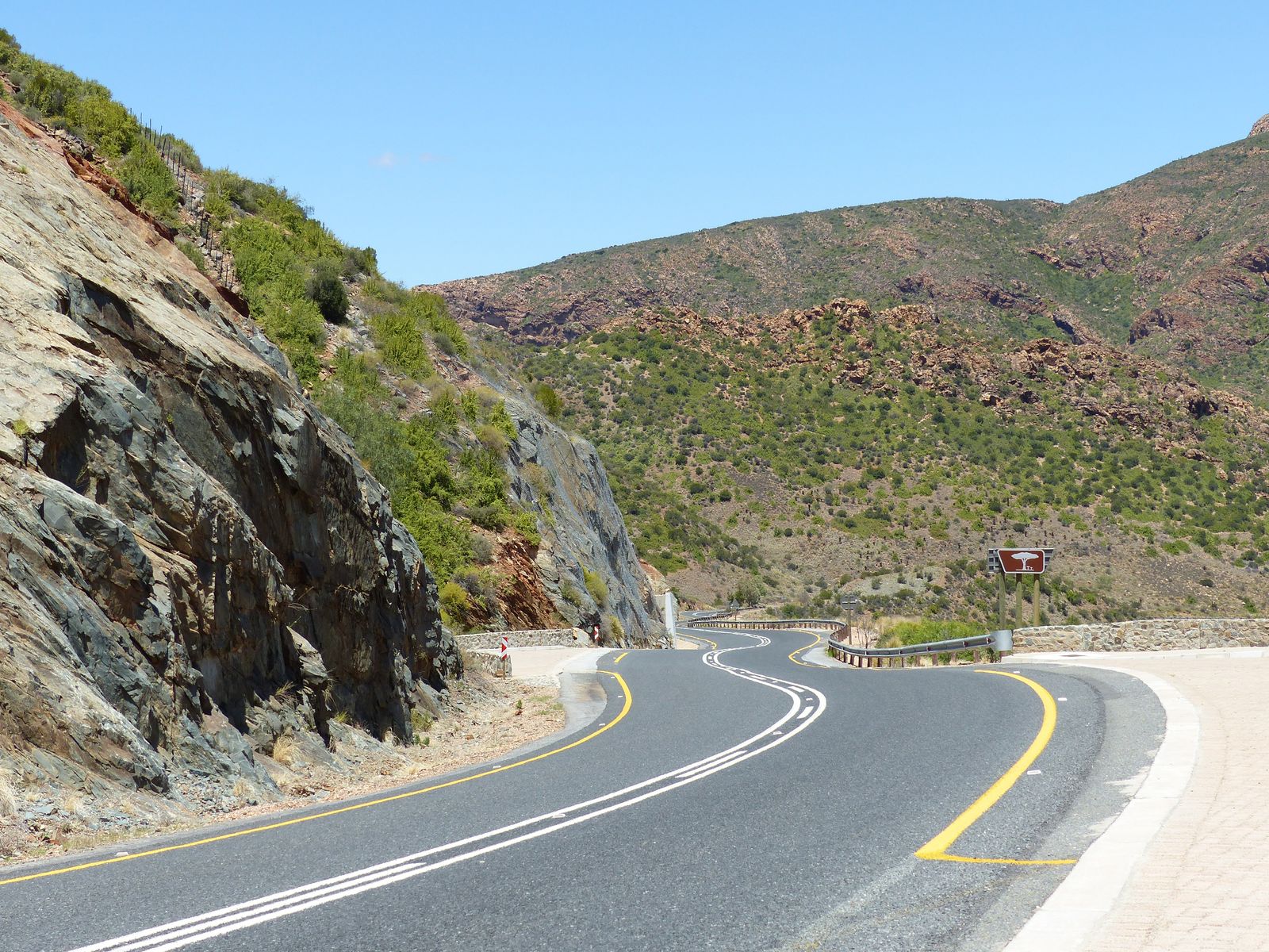 Zuid Afrika Landschap Route 62 MT 2.JPG - Jambo Safari Club