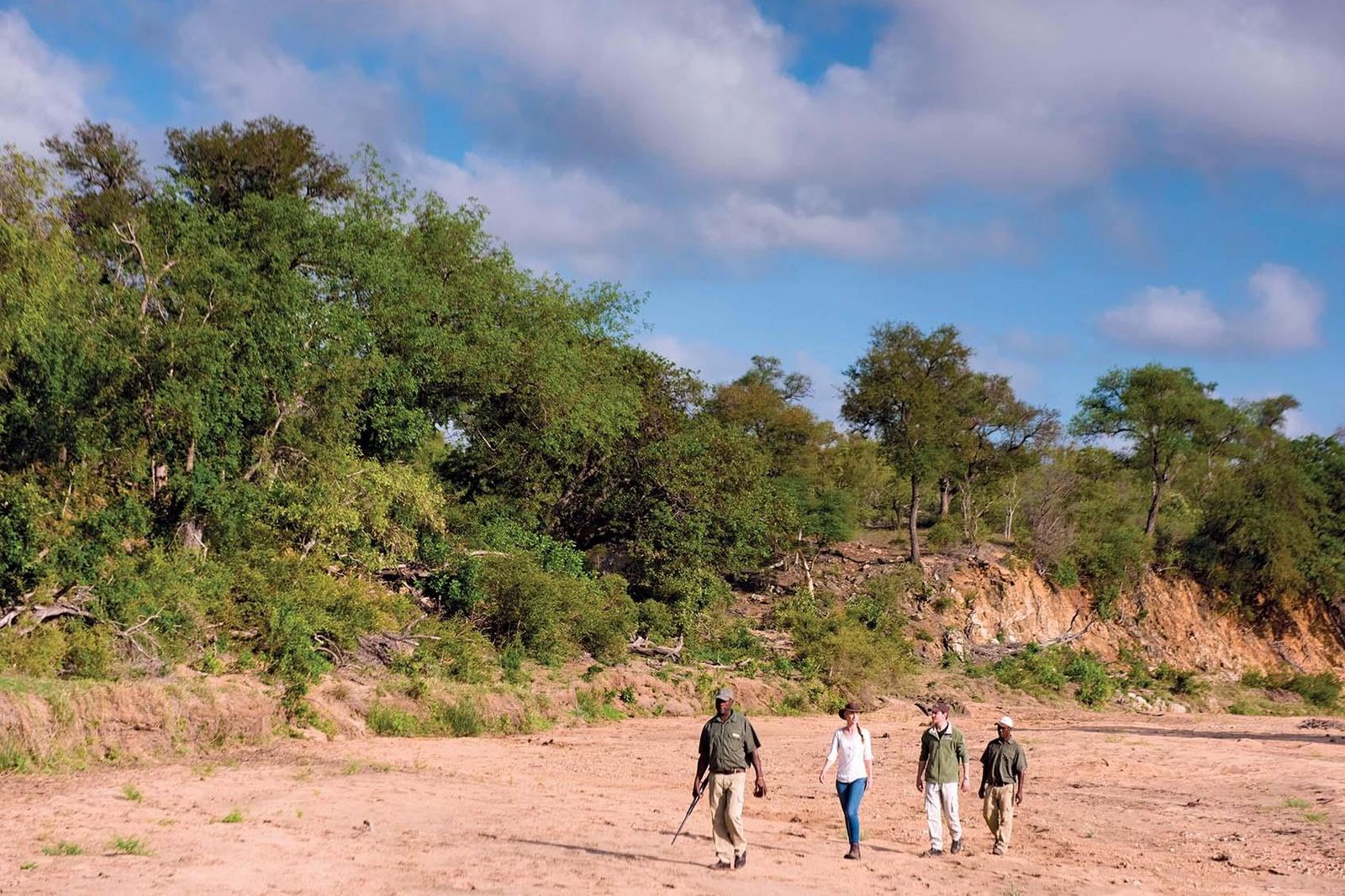 Zuid Afrika Timbavati Kings Camp Activiteit Walking Safari WE.jpg - Jambo Safari Club