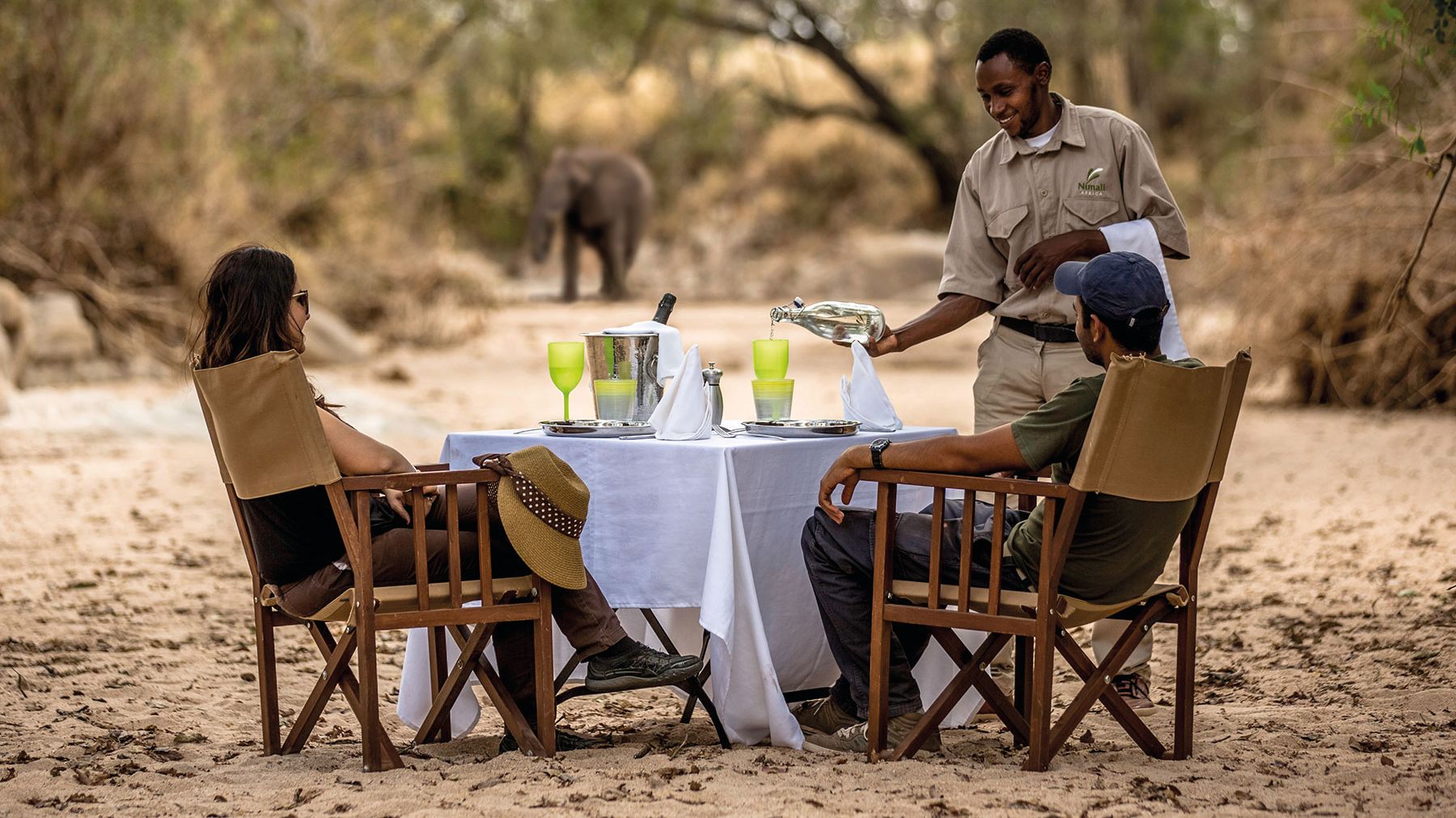 Tanzania Activiteiten Nimali bush lunch 1.jpg - Jambo Safari Club