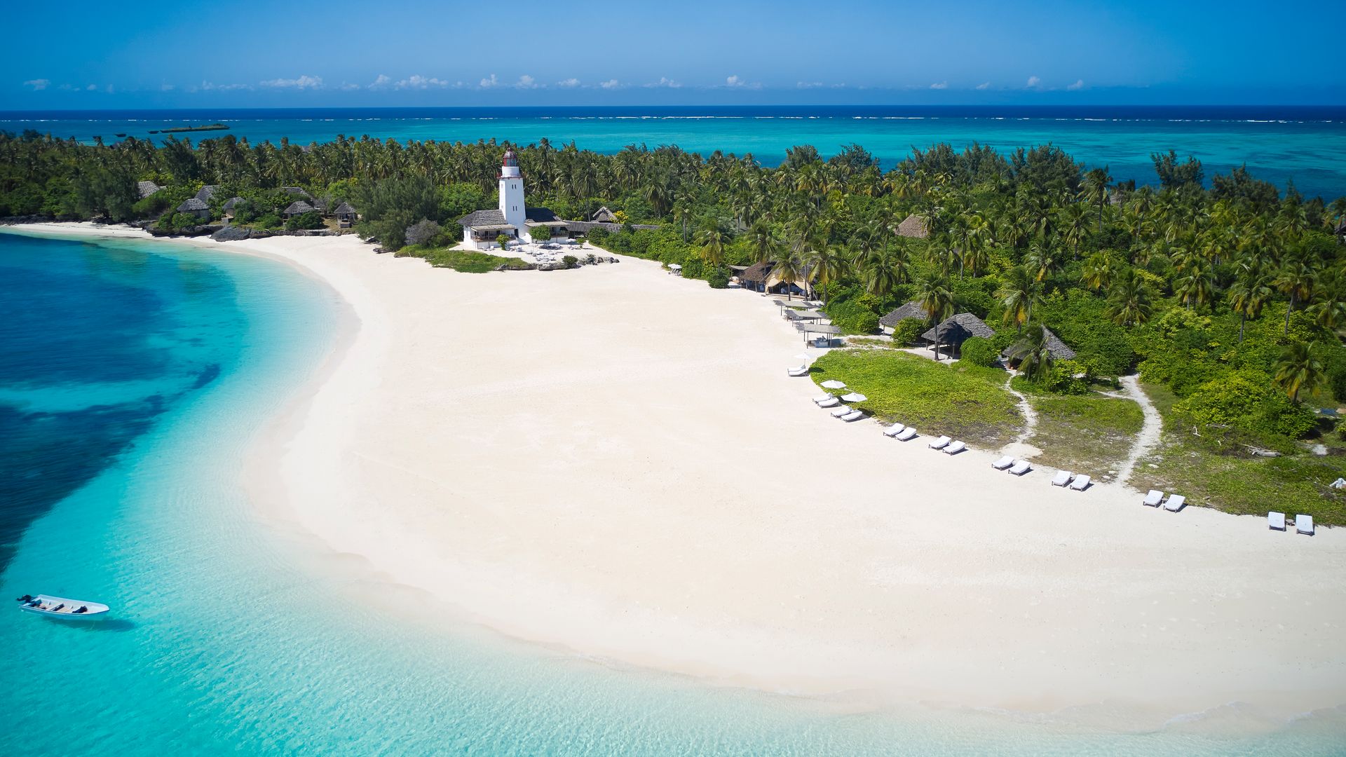 Tanzania-Fanjove-Island-Laba-Laba-Aerial-View-LL_1.jpg