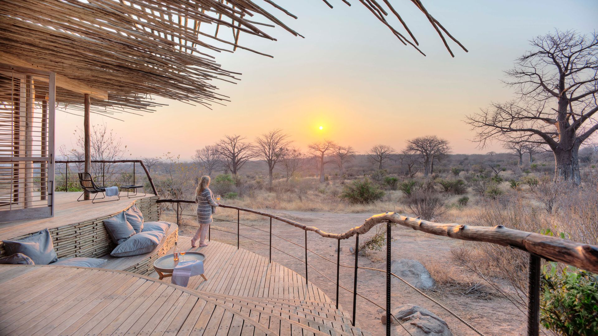 Tanzania-Ruaha-Jabali-Ridge-Exterior-Kamer-Terras-Uitzicht-ASC_1.jpg