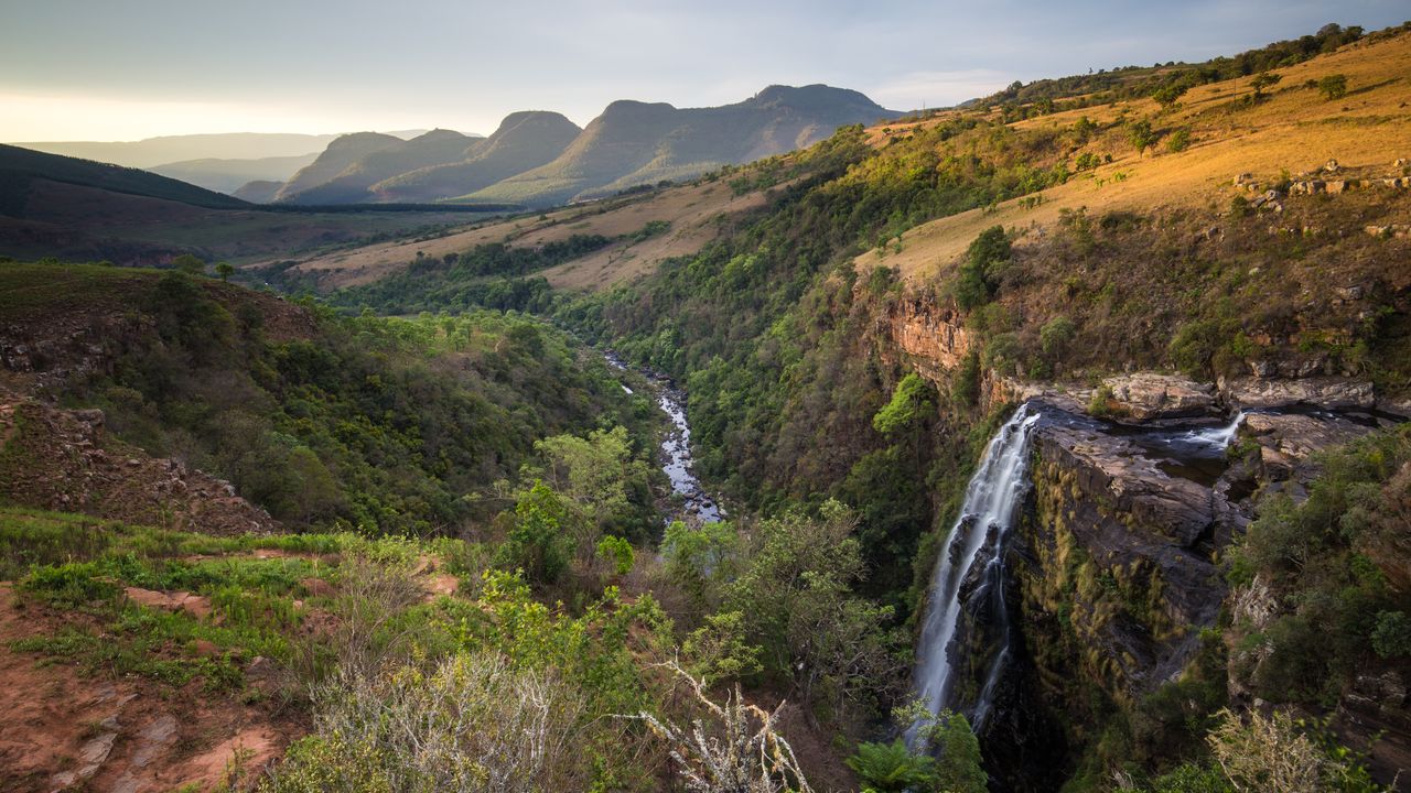 Zuid Afrika Landschap Panorama Route SH 586837112.jpg - Jambo Safari Club
